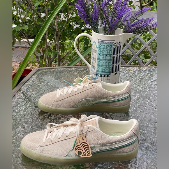 Animal Crossing Puma Suede Tan Sneakers - Picture 16 of 16